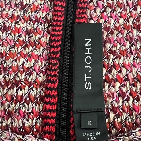 St. John Dress burgundy and Black Sleeveless Knit Dress size 12 - Picture 7 of 9